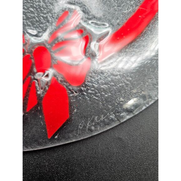 Peggy Karr Fused Glass Holiday Plate Holly & Berries with Bow Signed - Picture 4 of 4